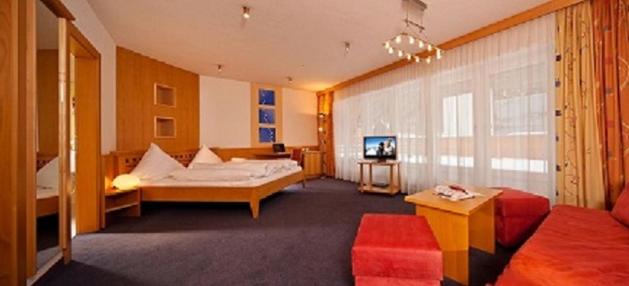 Hotel Dominic Сьолден Екстериор снимка